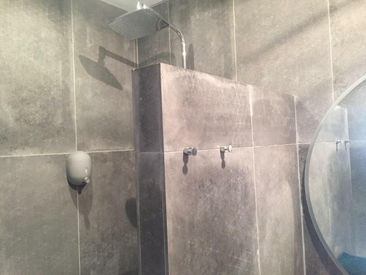 Le 40 Appartement LʼIsle-sur-la-Sorgue Buitenkant foto